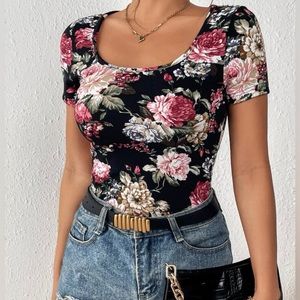 Very Pretty Floral Top